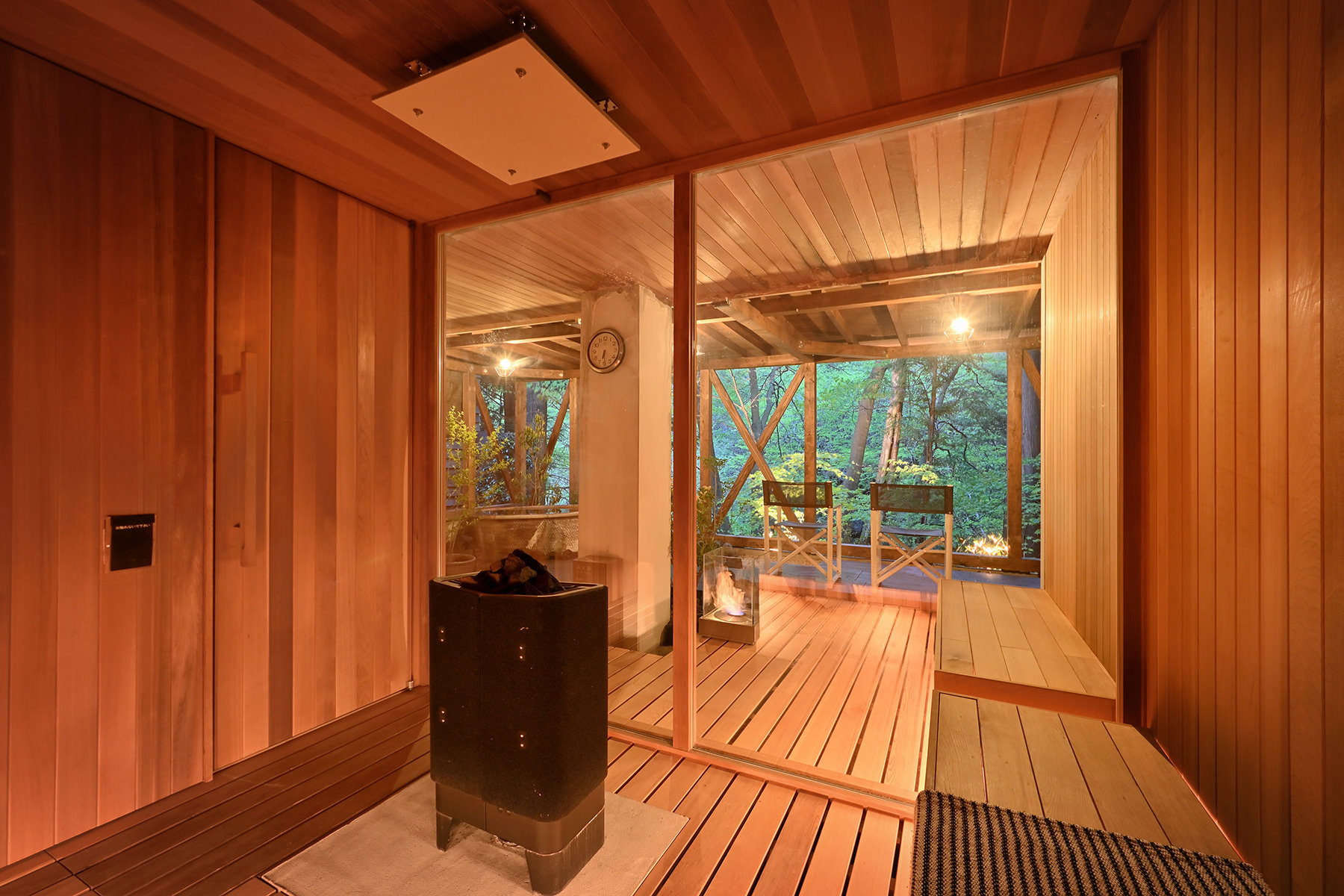 秋-3 サウナ